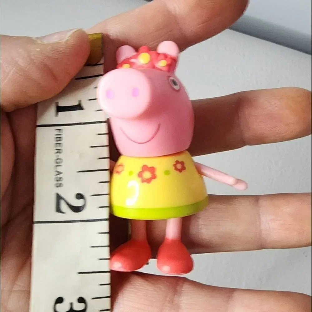 Peppa Pig Action Figure Flower Dress Red Headband